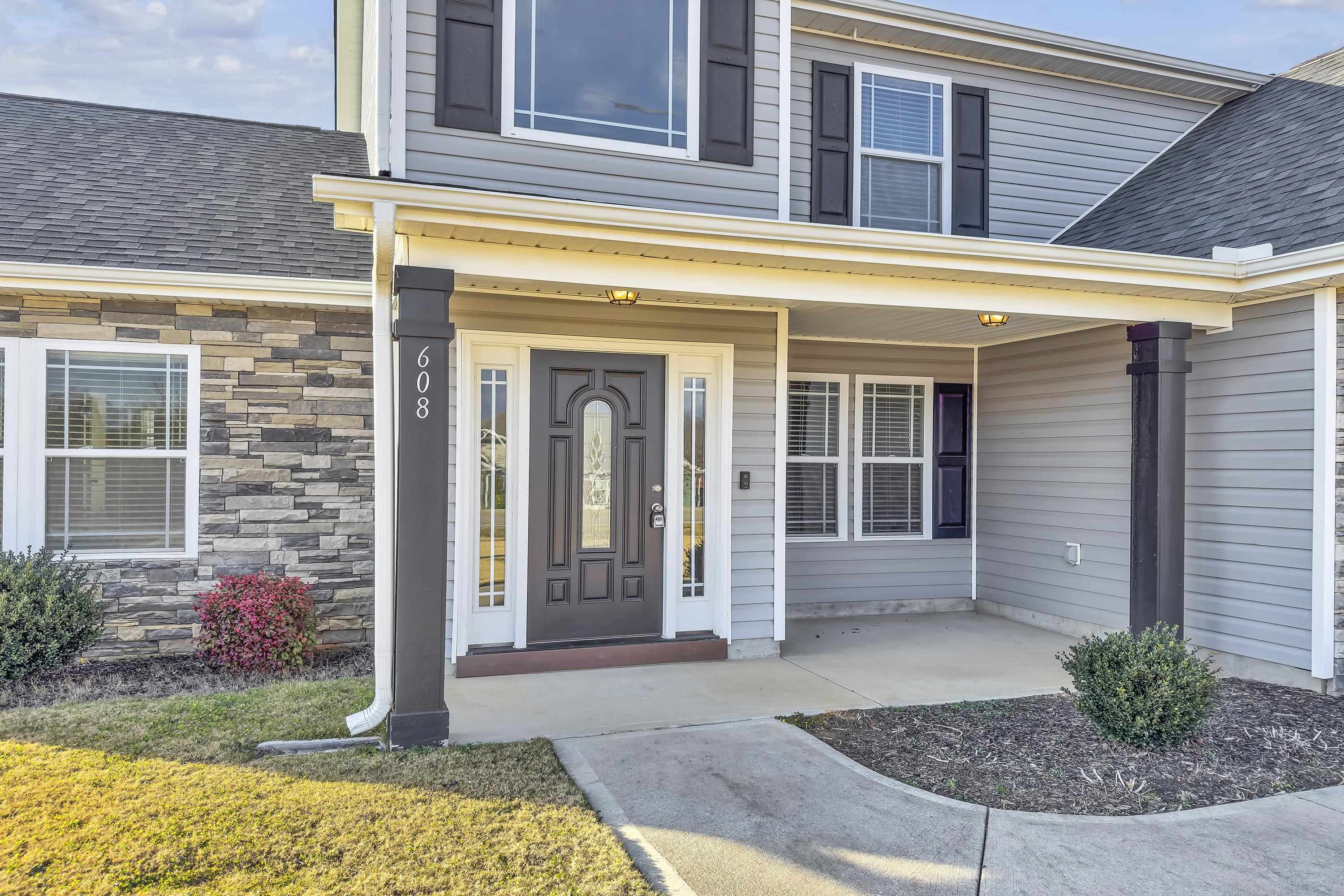 608 Berry Road Boiling Springs, SC 29316 - Photo 2 of 39