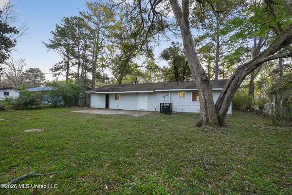 $74,900 | 5559 Queen Mary Lane, Jackson, MS 39209