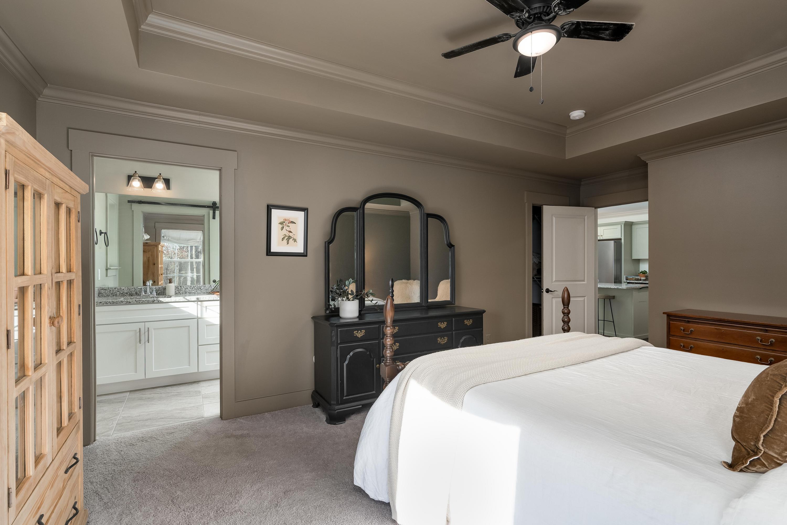 168 Middle Road Lookout Mountain, GA 30750 - Photo 16 of 26 2026_01_January_168_Middle_Rd_0026