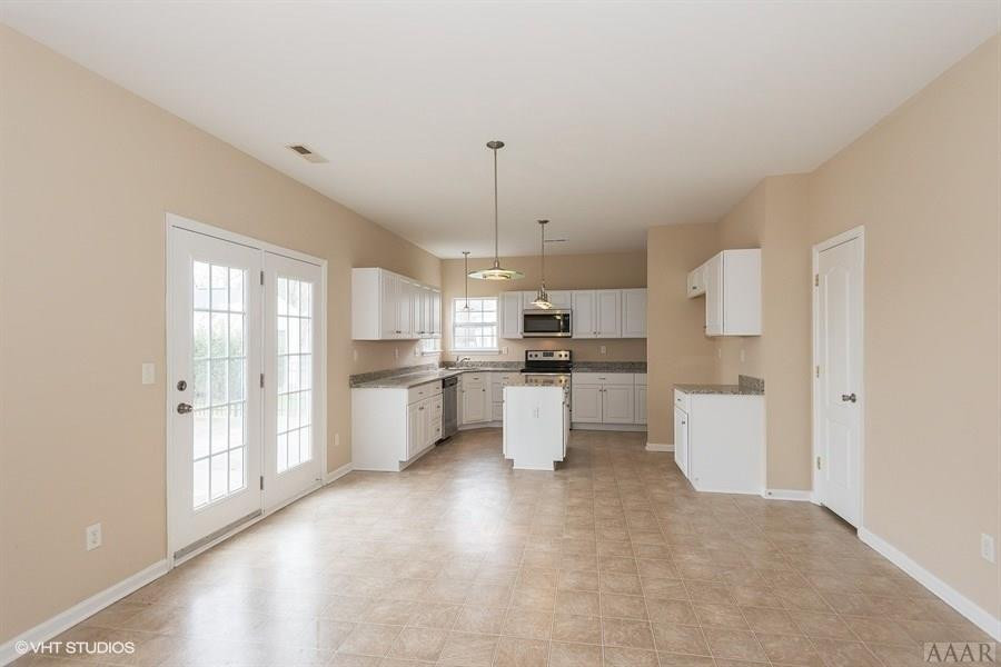 219 Green View Road Moyock, NC 27958 - Photo 8 of 24