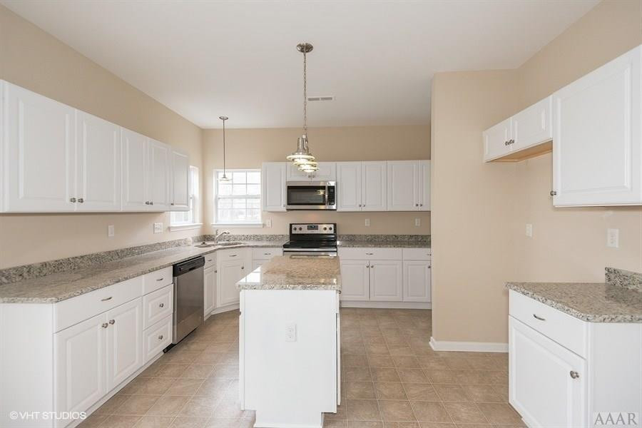 219 Green View Road Moyock, NC 27958 - Photo 9 of 24
