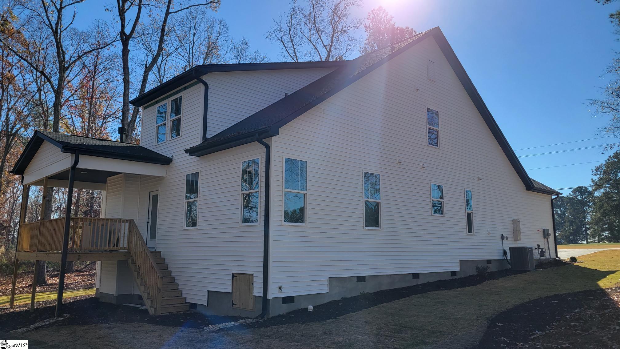 127 Carpenter Road Anderson, SC 29621 - Photo 2 of 26 Gallery Image 2