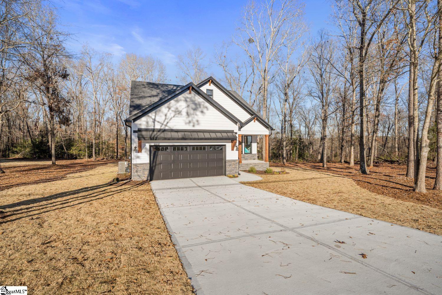 127 Carpenter Road Anderson, SC 29621 - Photo 3 of 26 Gallery Image 3
