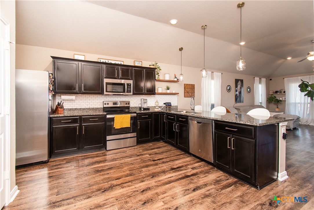 3329 Addison Street Killeen, TX 76542 - Photo 4 of 25