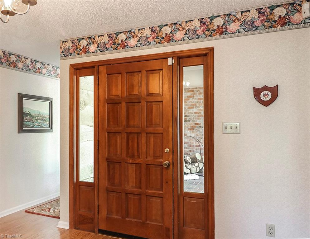 3948 Johnson Street High Point, NC 27265 - Photo 3 of 30 Gallery Image 3