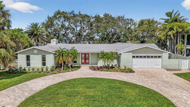 $1,799,000 | 514 Windward Passage, Clearwater Beach, FL 33767