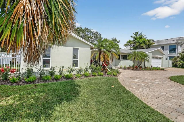 $1,799,000 | 514 Windward Passage, Clearwater Beach, FL 33767