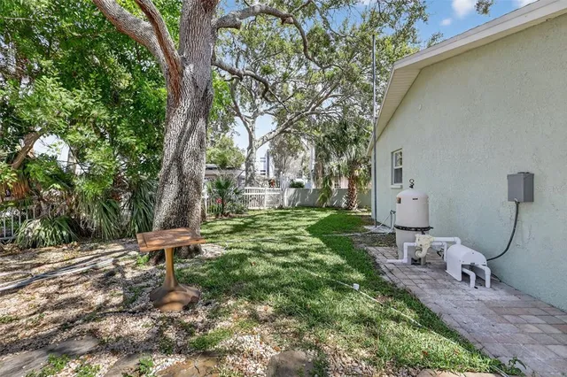 $1,799,000 | 514 Windward Passage, Clearwater Beach, FL 33767