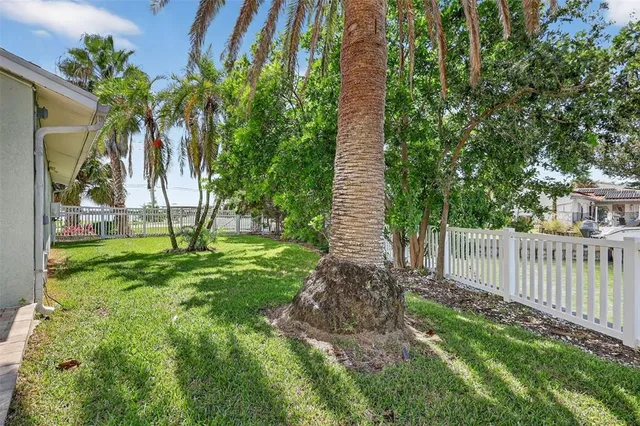 $1,799,000 | 514 Windward Passage, Clearwater Beach, FL 33767