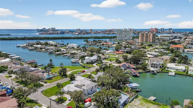 $1,799,000 | 514 Windward Passage, Clearwater Beach, FL 33767