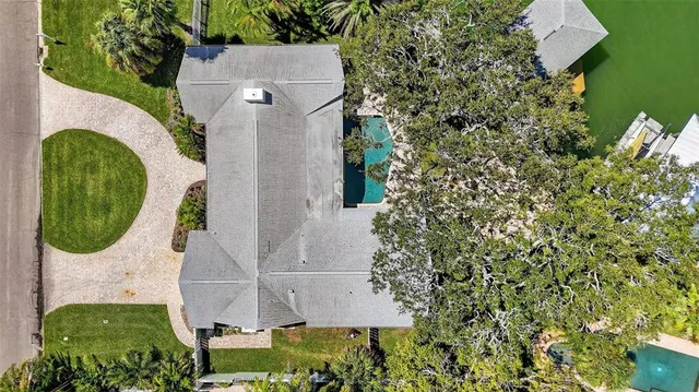 $1,799,000 | 514 Windward Passage, Clearwater Beach, FL 33767