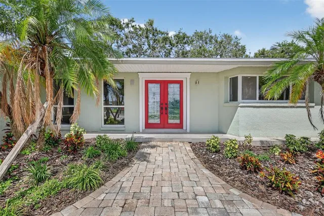 $1,799,000 | 514 Windward Passage, Clearwater Beach, FL 33767