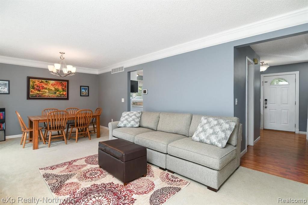 796 Bolinger Street Rochester Hills, MI 48307 - Photo 17 of 33