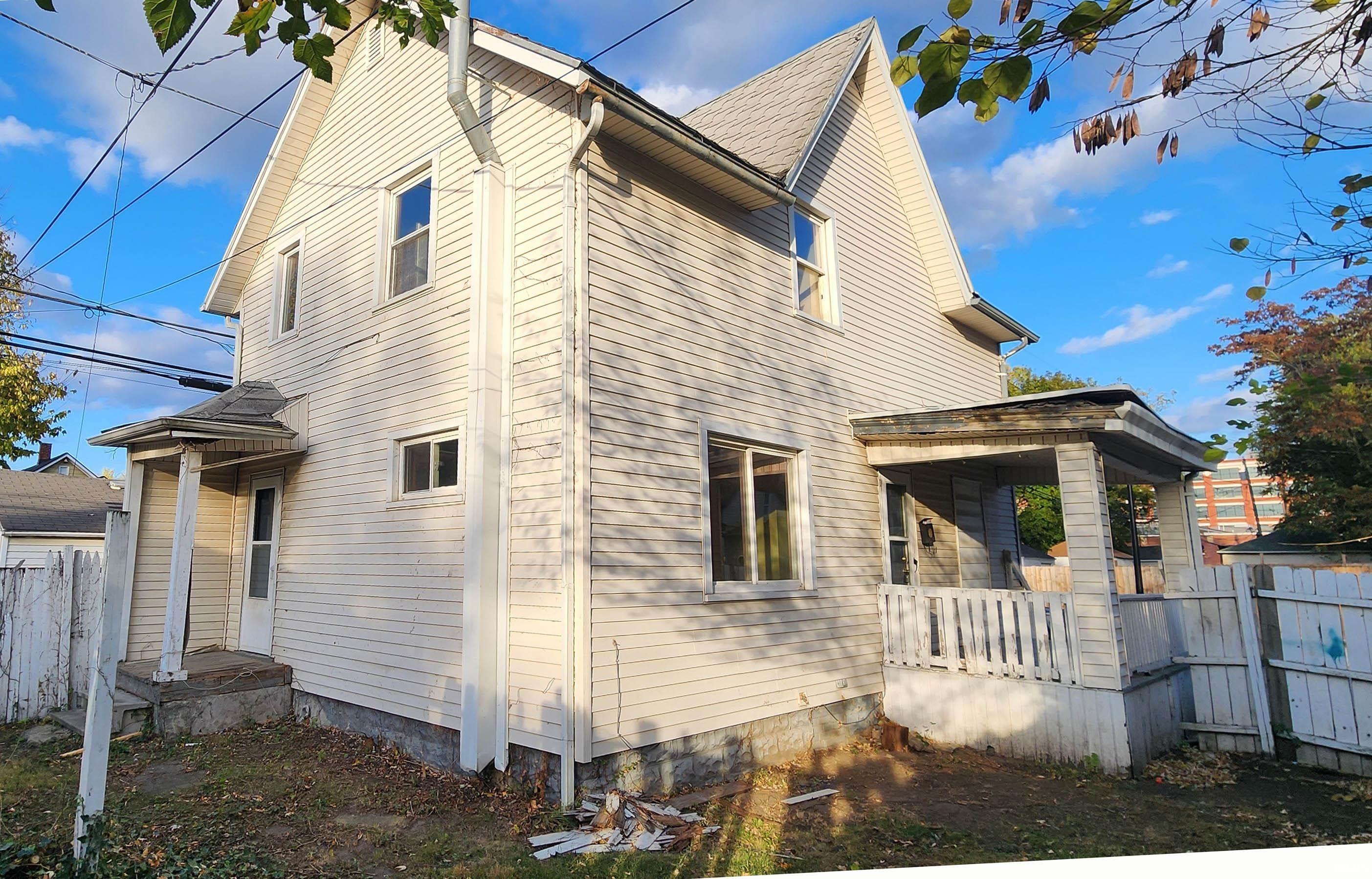 1714 Nelson Street Fort Wayne, IN 46802 - Photo 2 of 30