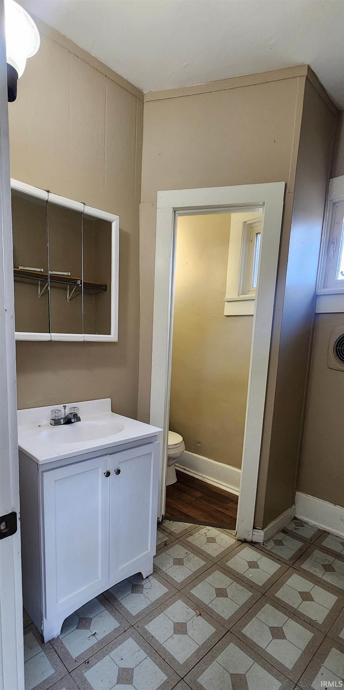 1714 Nelson Street Fort Wayne, IN 46802 - Photo 8 of 30