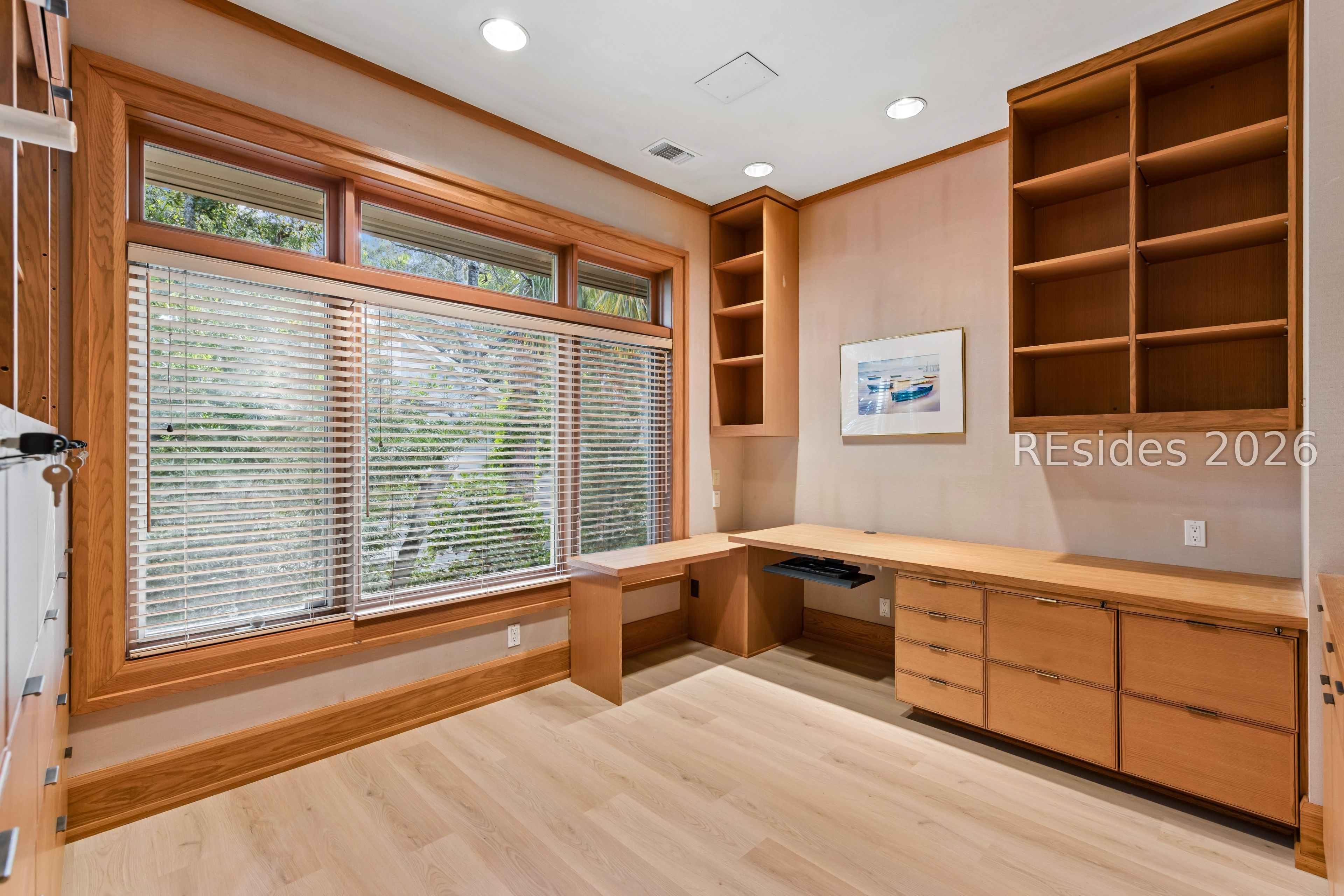 21 Red Cardinal Road Hilton Head Island, SC 29928 - Photo 30 of 54 Bdrm or 2nd office with built-in file drawers,desk
