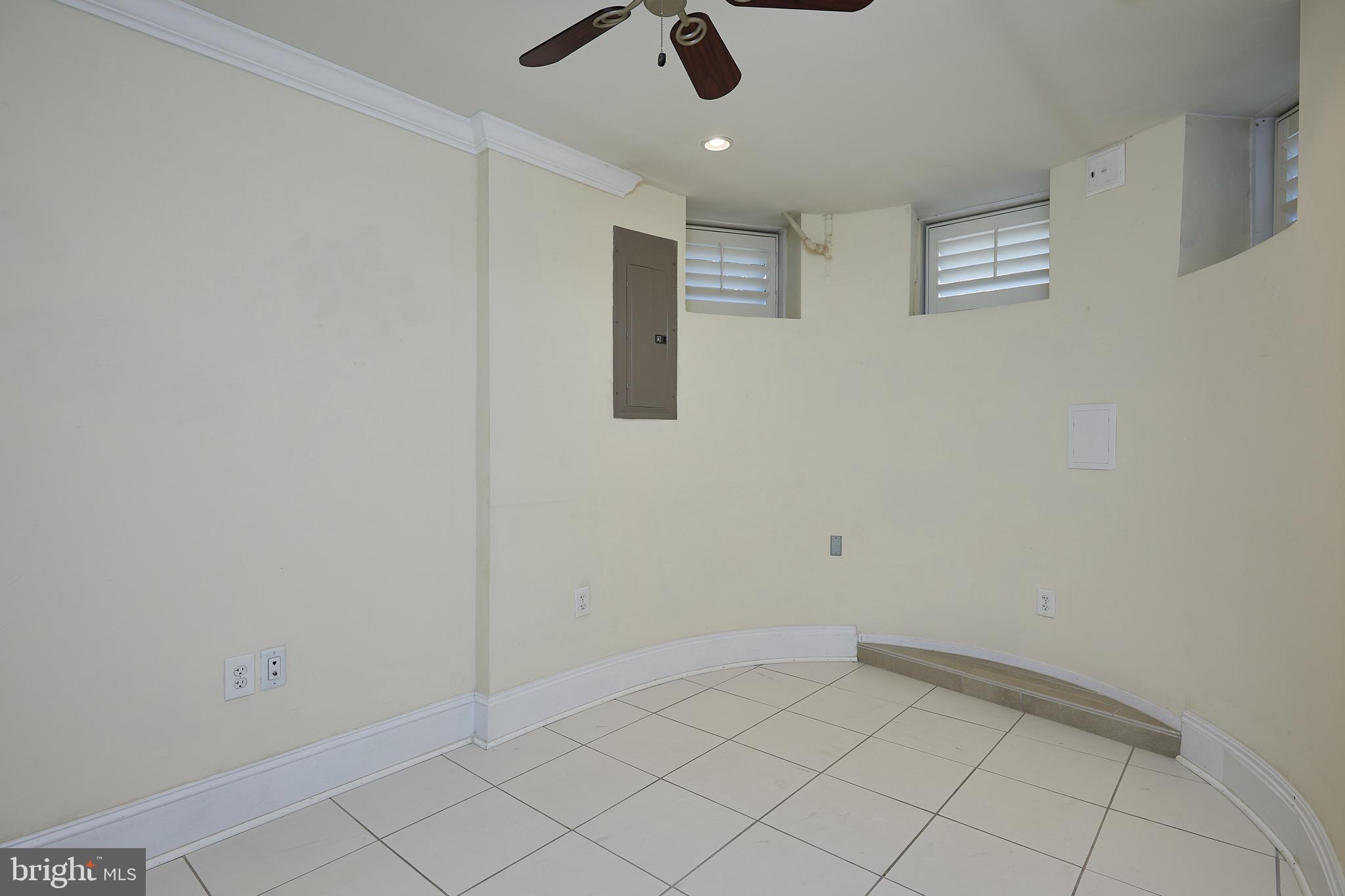 910 T Street Northwest, Unit B Washington, DC 20001 - Photo 11 of 37 Gallery Image 11
