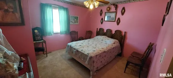 $100,000 | 862 270th Street, Viola, IL 61486