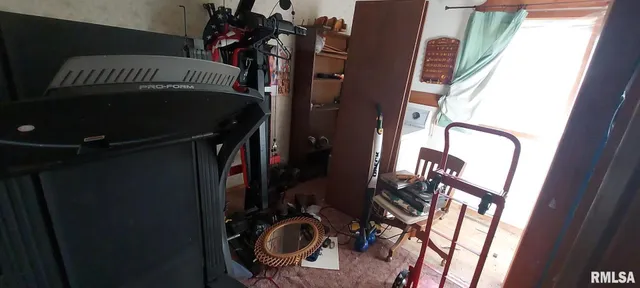 $135,000 | 862 270th Street, Viola, IL 61486