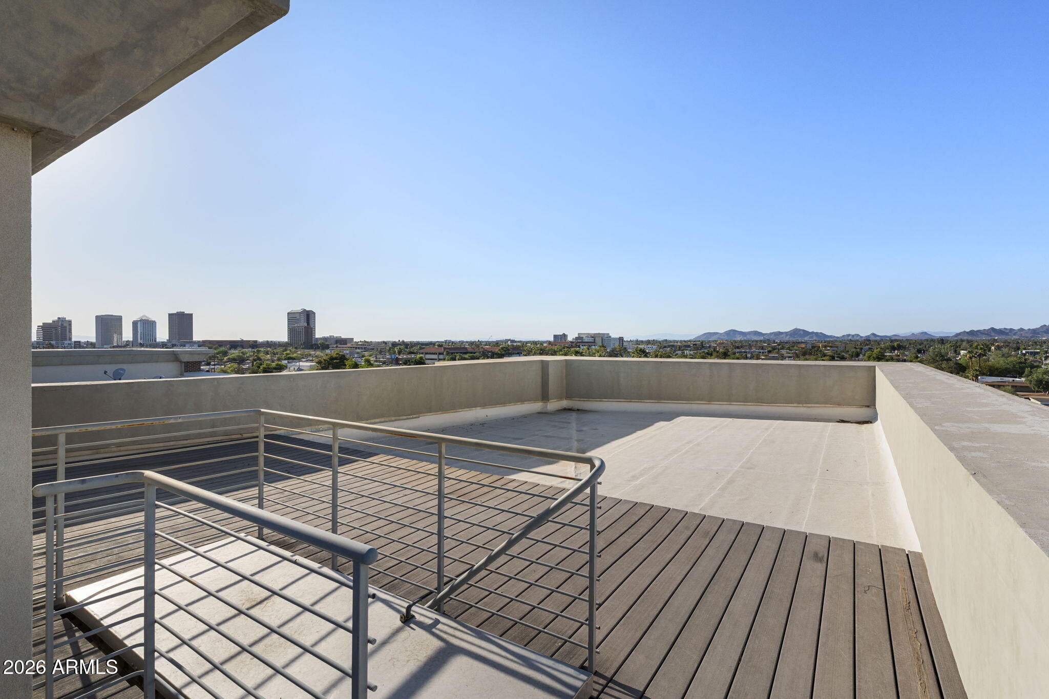 914 East Osborn Road, Unit 418 Phoenix, AZ 85014 - Photo 35 of 48 37-web-or-mls-914-e-osborn-rd-unit-418