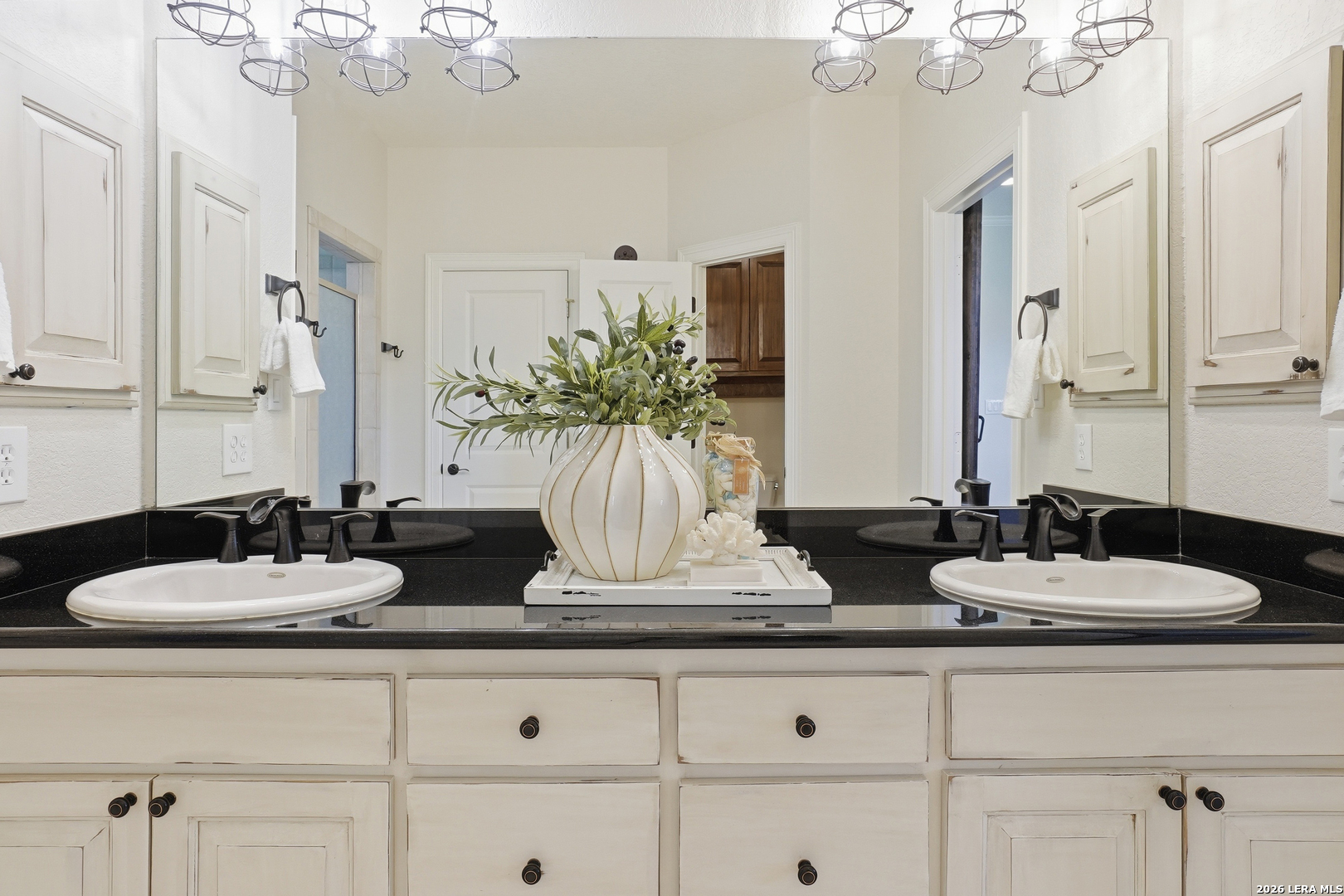 8 Walnut Grove Road Boerne, TX 78006 - Photo 20 of 50