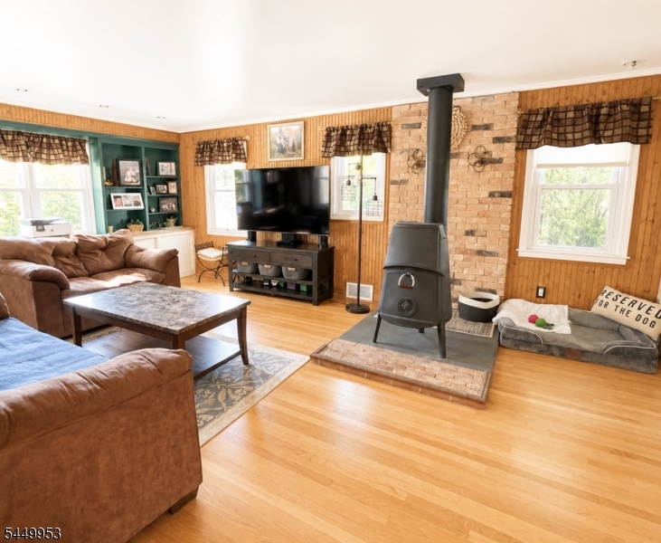501 Diamond Spring Road Denville, NJ 07834 - Photo 22 of 50 Gallery Image 22