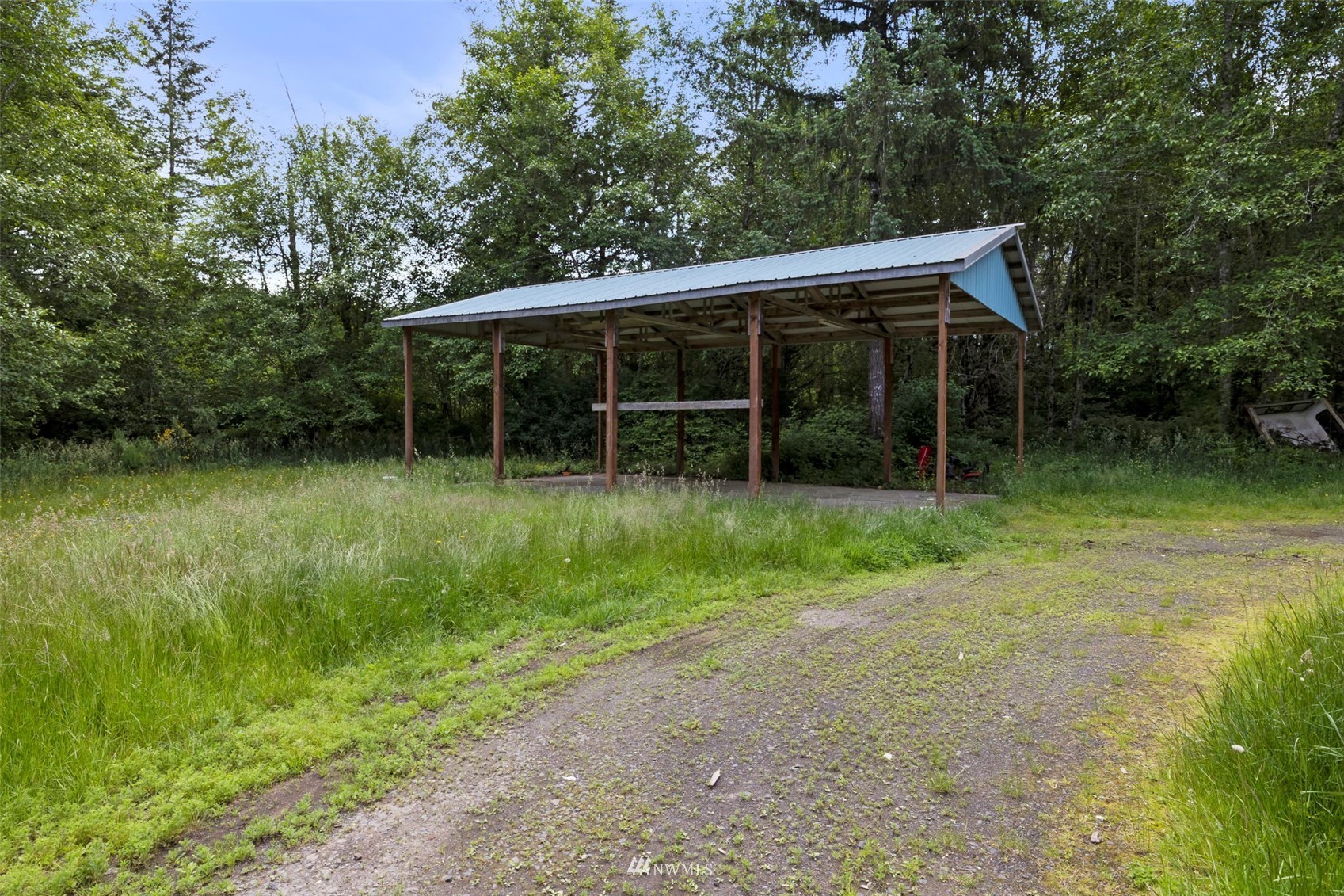 1951 East Rasor Road Belfair, WA 98528 - Photo 9 of 36 Gallery Image 9