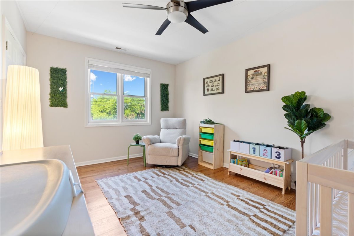 4232 North Harding Avenue, Unit 2N Chicago, IL 60618 - Photo 14 of 19