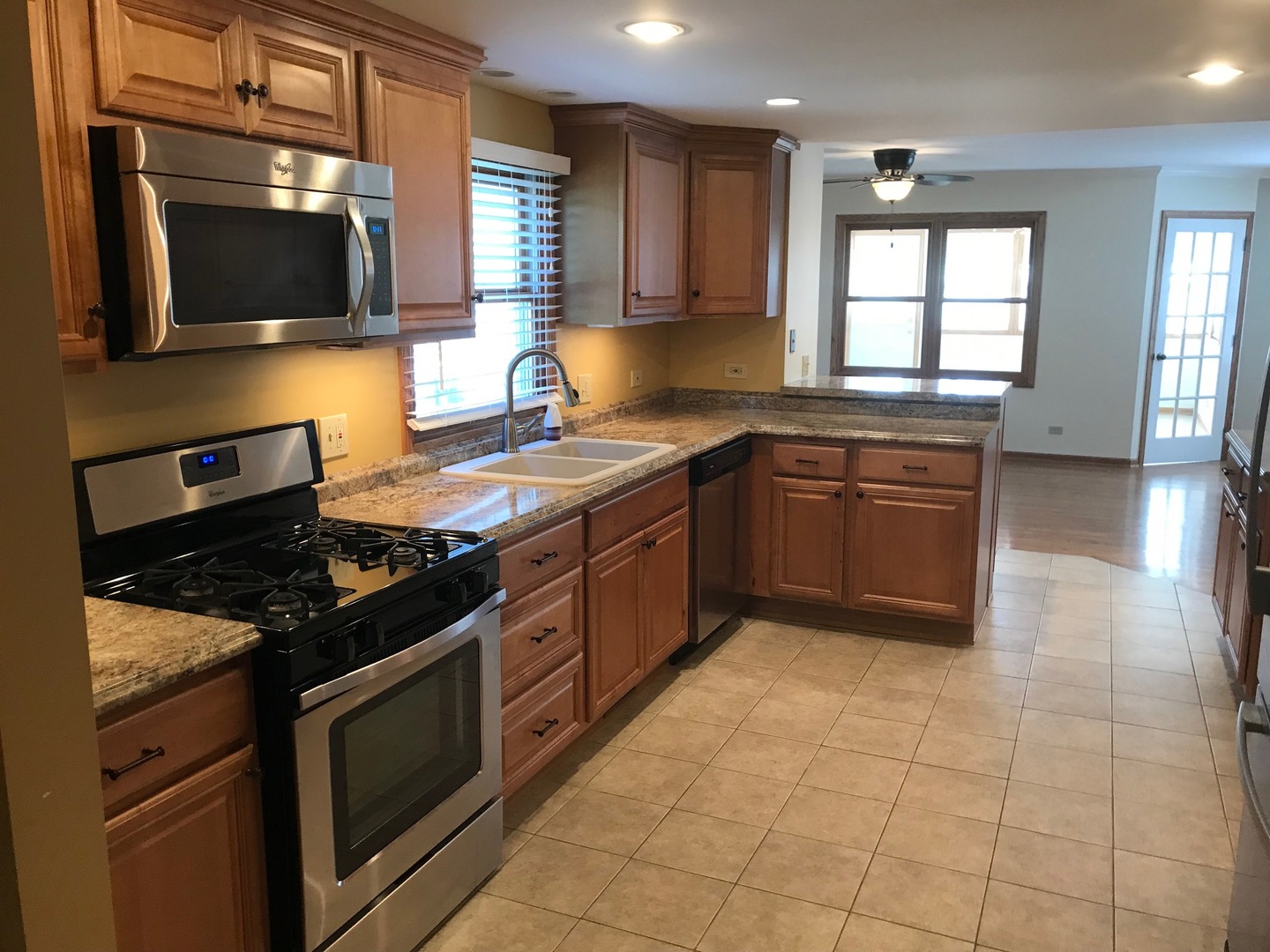 23781 North Quentin Road Lake Zurich, IL 60047 - Photo 12 of 33 Gallery Image 12