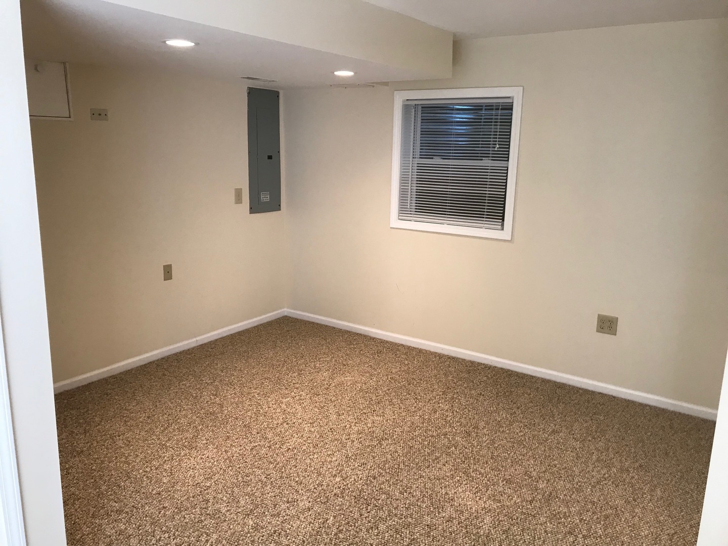 23781 North Quentin Road Lake Zurich, IL 60047 - Photo 17 of 33 Gallery Image 17