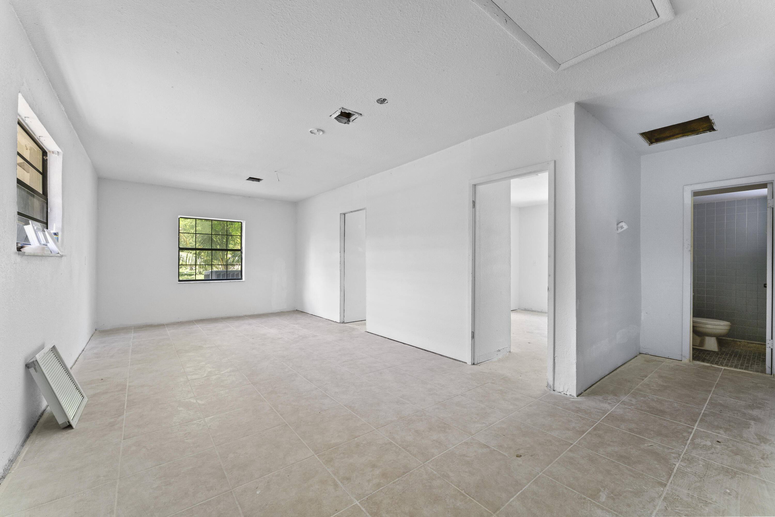1805 C Road Loxahatchee Groves, FL 33470 - Photo 13 of 35 Rec Room