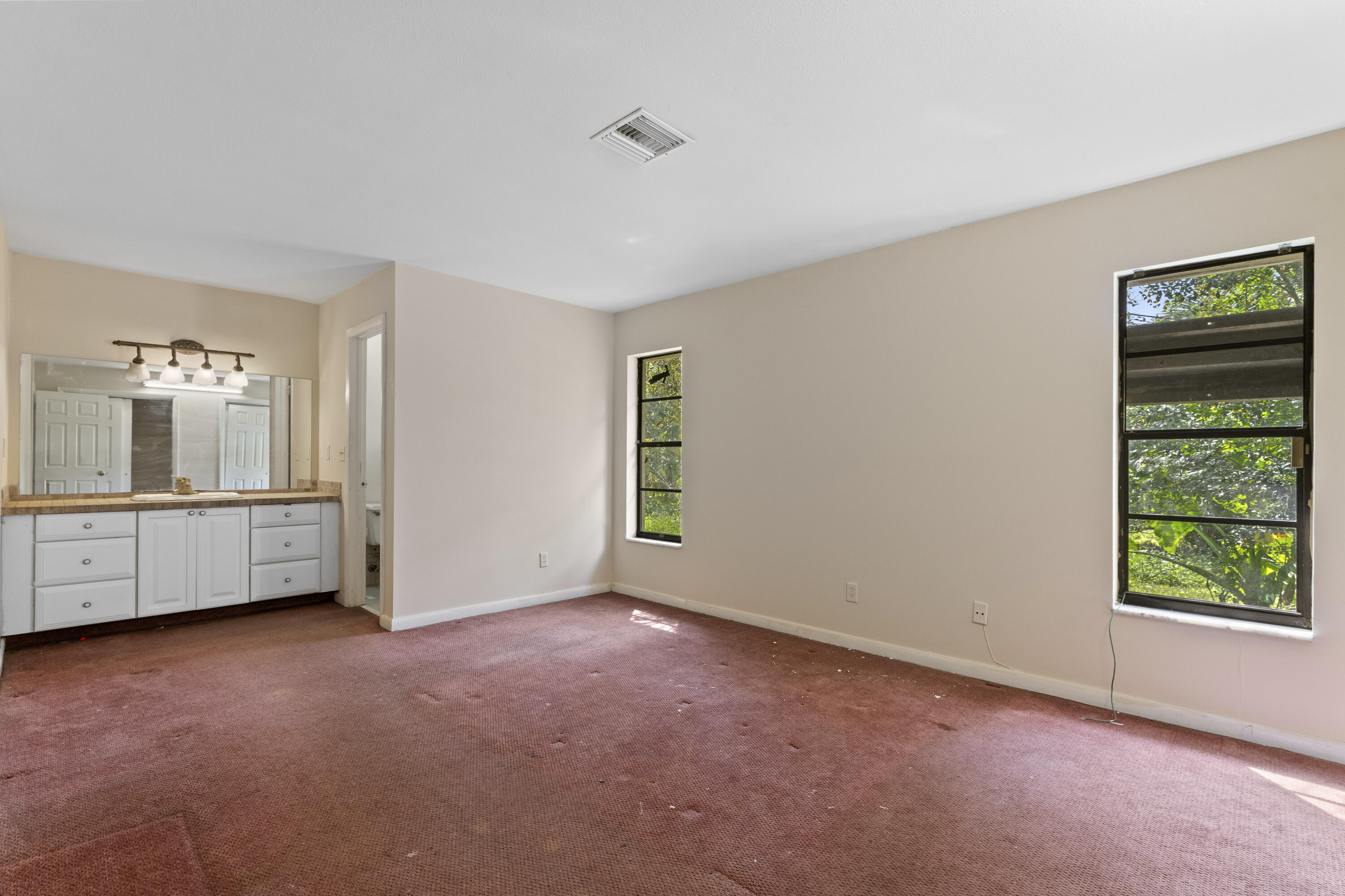 1805 C Road Loxahatchee Groves, FL 33470 - Photo 17 of 35 Primary BR- Main House