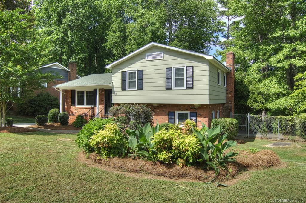 7523 Watercrest Road Charlotte, NC 28210 - Photo 2 of 24