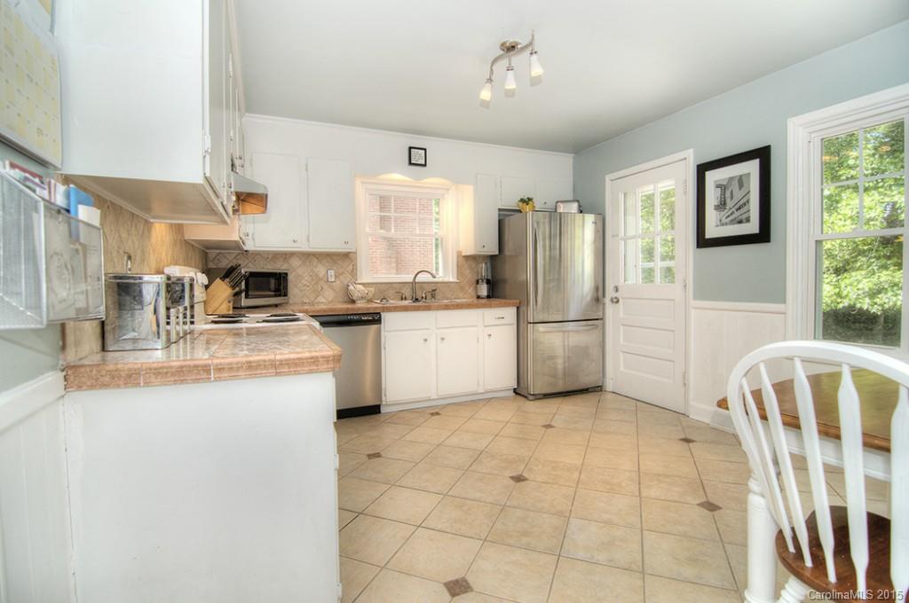7523 Watercrest Road Charlotte, NC 28210 - Photo 6 of 24