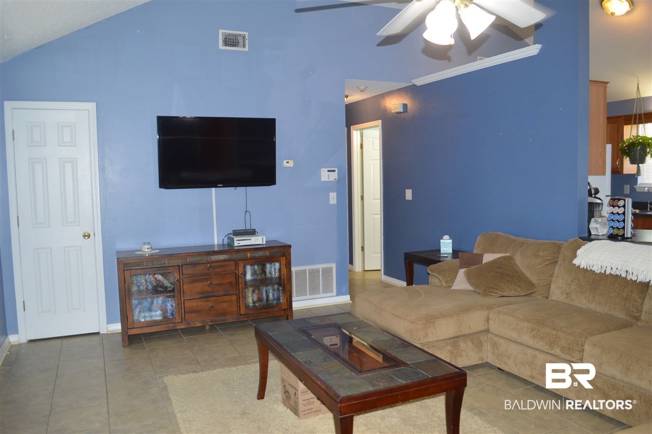 16179 Setter Circle Foley, AL 36535 - Photo 4 of 12