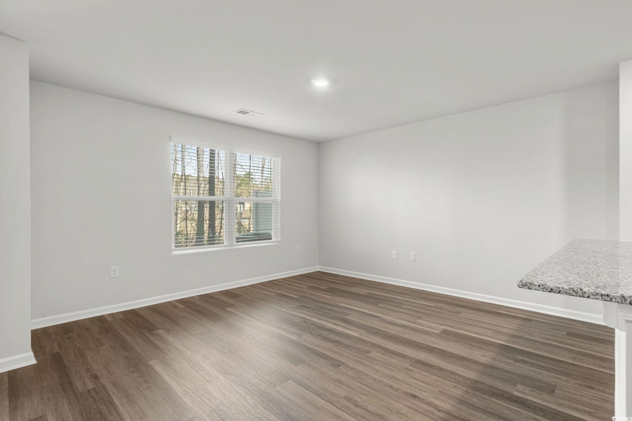 612 Golden Resin Road Conway, SC 29526 - Photo 5 of 40