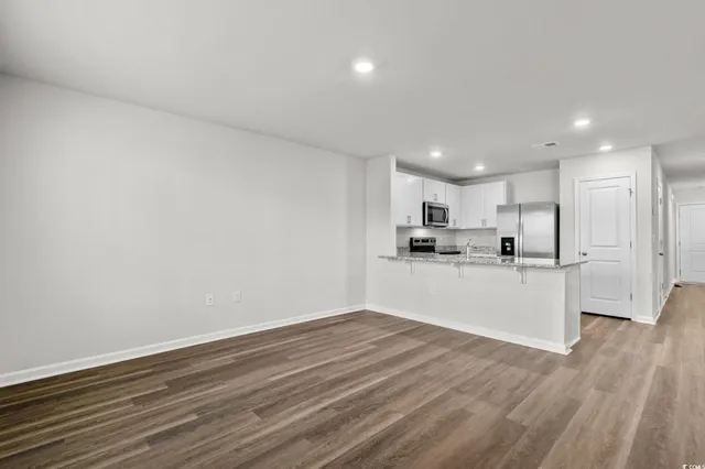 $2,100 | 612 Golden Resin Road, Conway, SC 29526