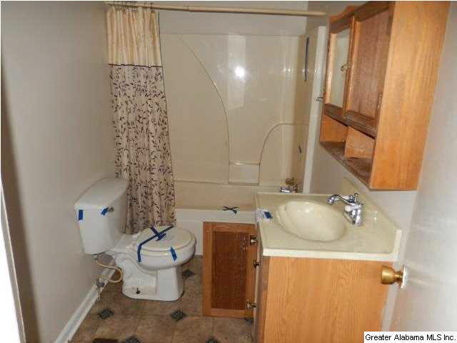 511 13th Street Northwest Alabaster, AL 35007 - Photo 5 of 18