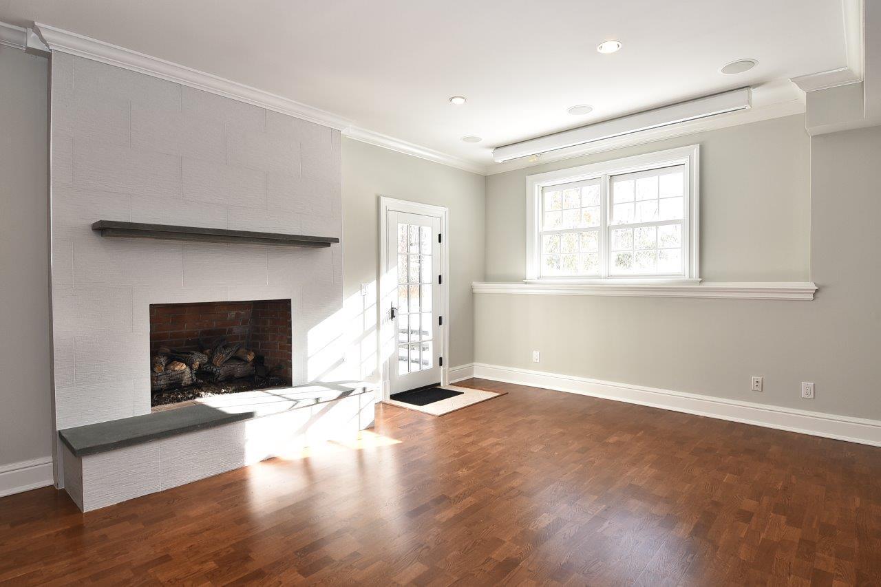 235 Cheese Spring Road Wilton, CT 06897 - Photo 46 of 55 46 235CR LL5
