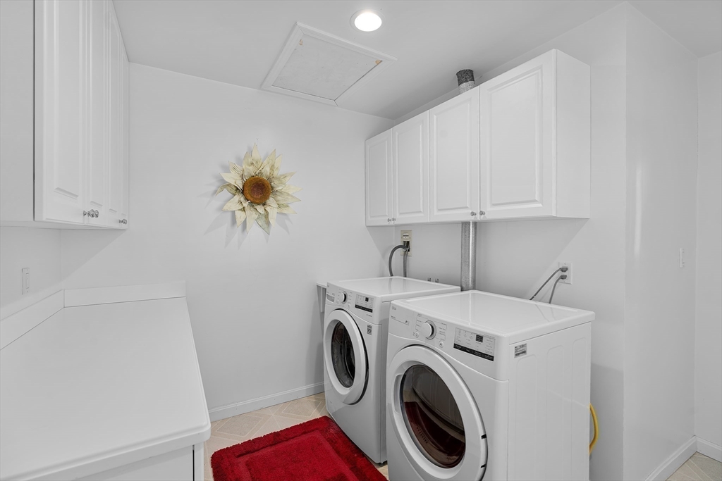 21 Decatur Lane Wayland, MA 01778 - Photo 29 of 32