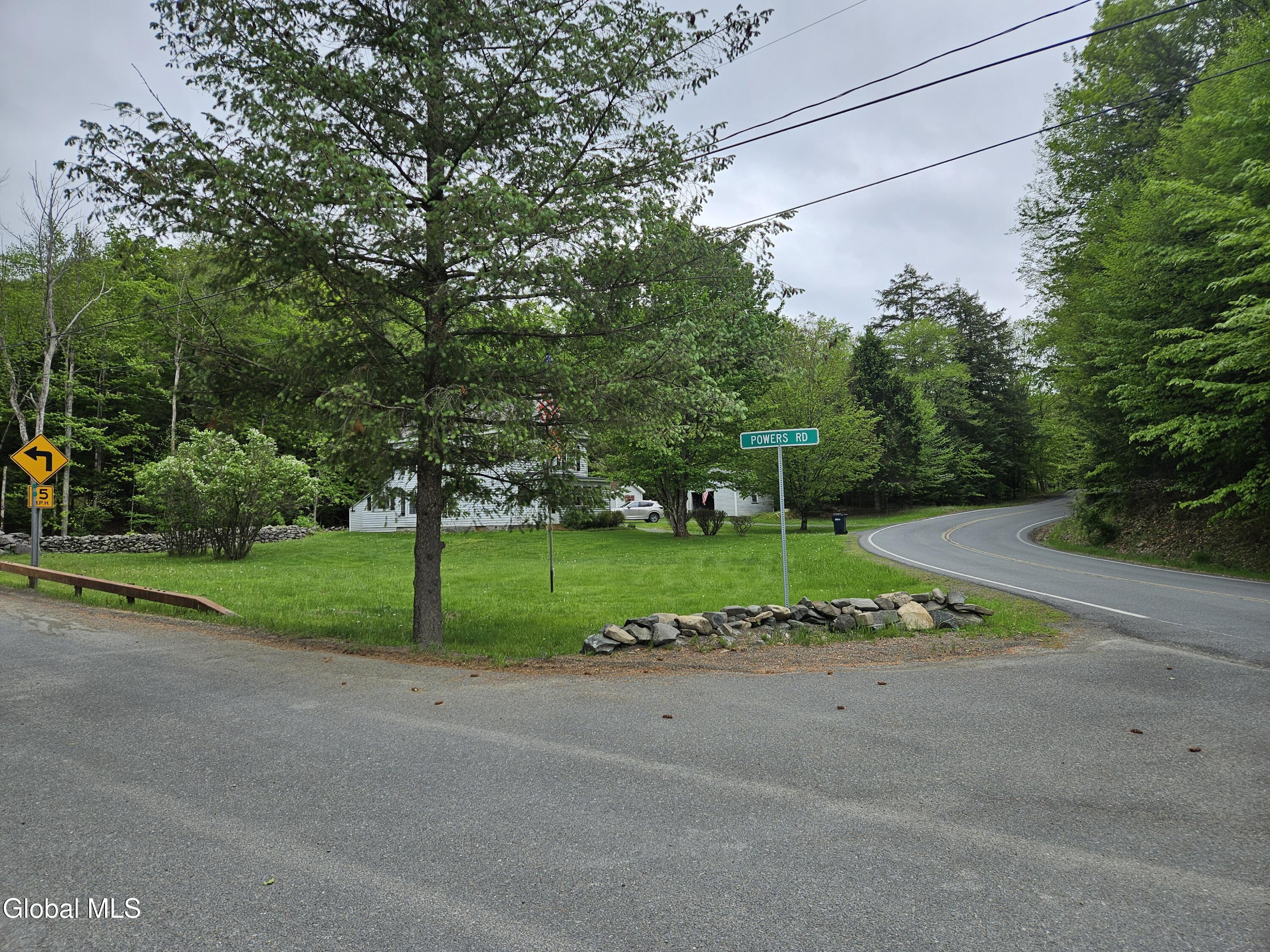 773 Plank Road Poestenkill, NY 12018 - Photo 16 of 44 20260520_125044