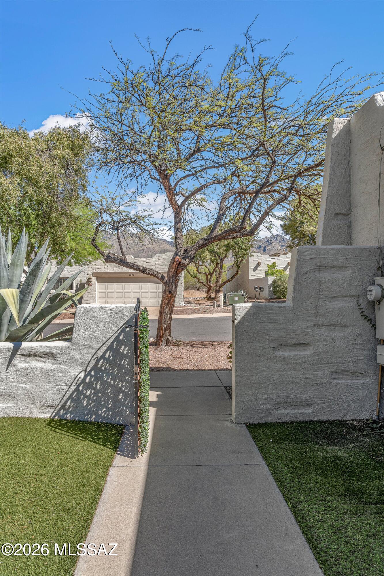 7402 East Wandering Road Tucson, AZ 85750 - Photo 28 of 38 Gated Entrance