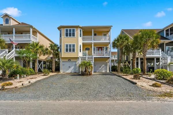 $1,300,000 | 183 West Fourth Street, Ocean Isle Beach, NC 28469
