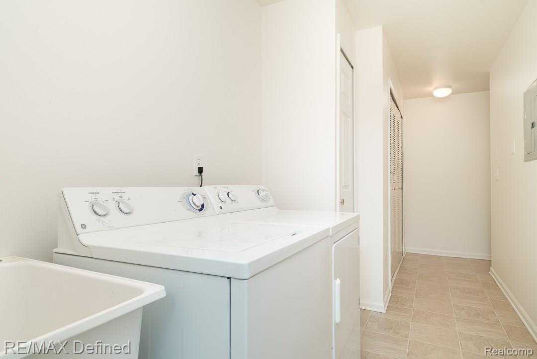 3610 Tremonte Circle Rochester, MI 48306 - Photo 17 of 27 39859-Forbes-17.jpg