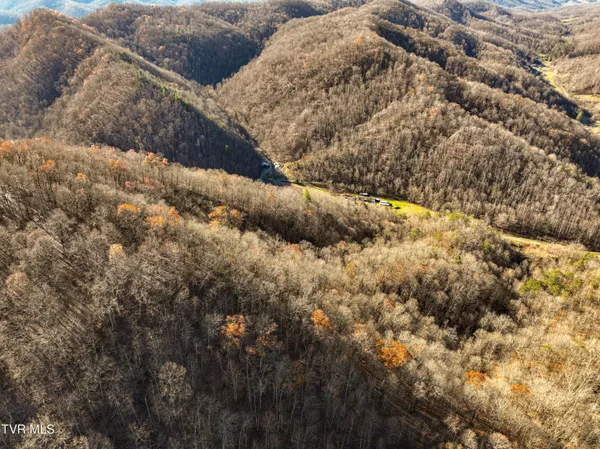 $85,000 | 18353 McCall Gap Road, Bristol, VA 24202