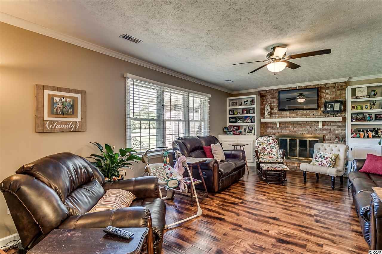 305 Holly View Lane Loris, SC 29569 - Photo 3 of 29 Gallery Image 3