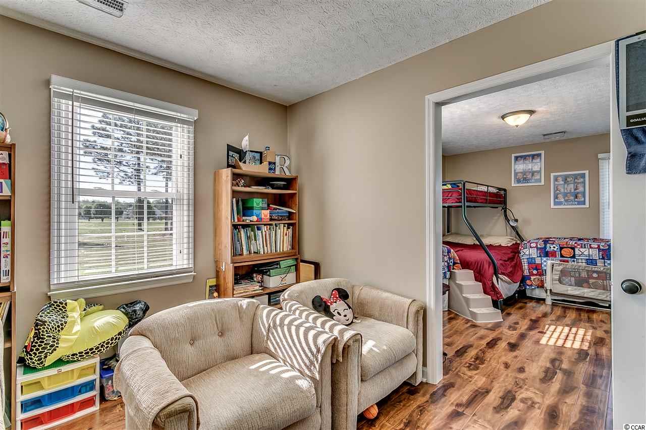 305 Holly View Lane Loris, SC 29569 - Photo 10 of 29 Gallery Image 10