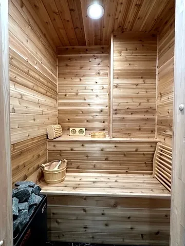 a view of stove top oven