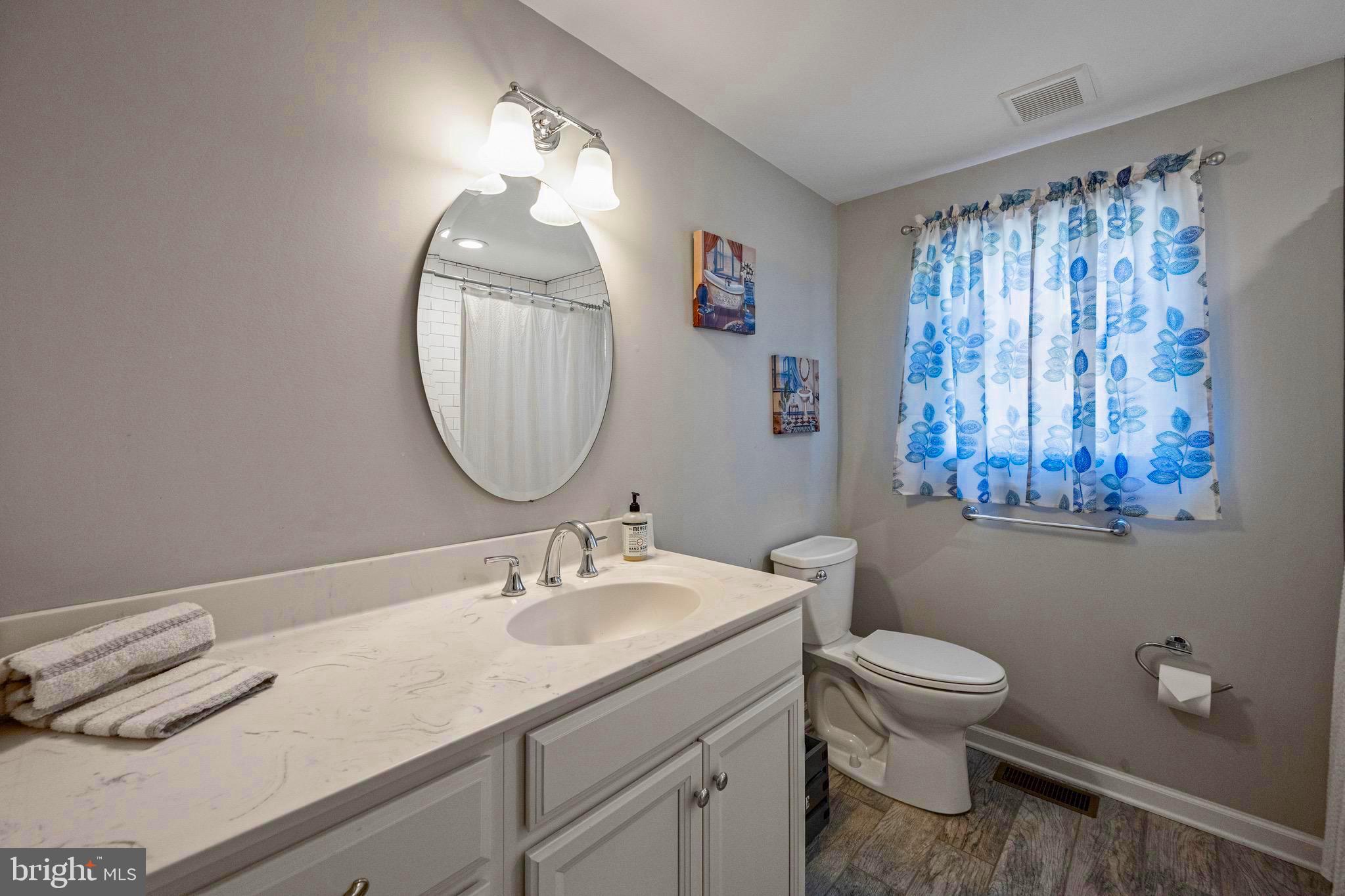 1002 Chapel Road New Windsor, MD 21776 - Photo 16 of 51 Main Level Bath