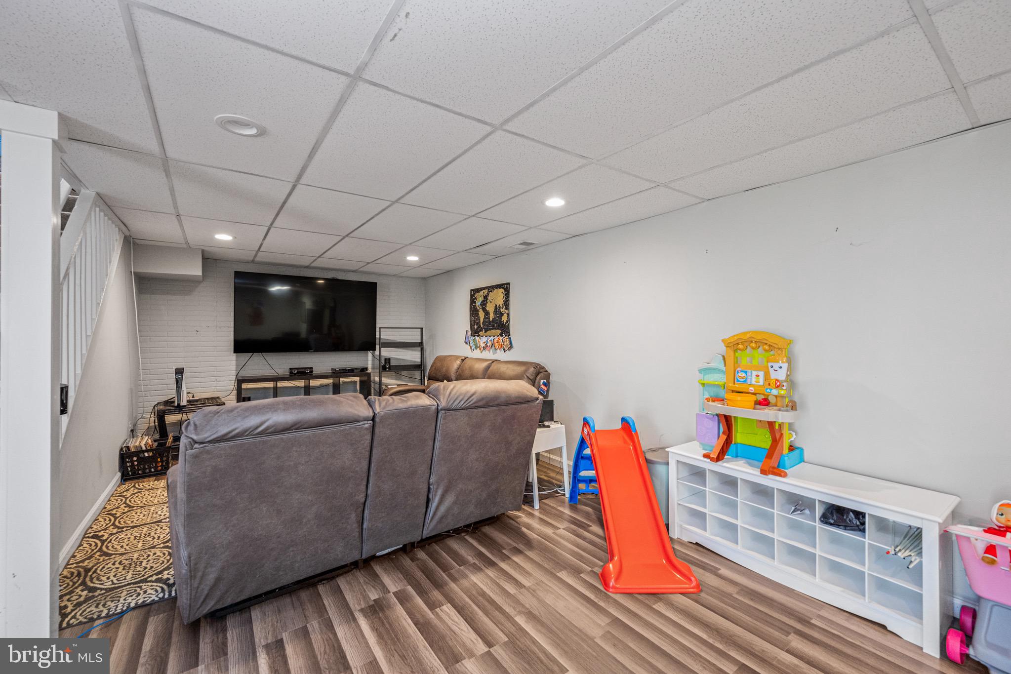 1002 Chapel Road New Windsor, MD 21776 - Photo 23 of 51 LL Gaming Area